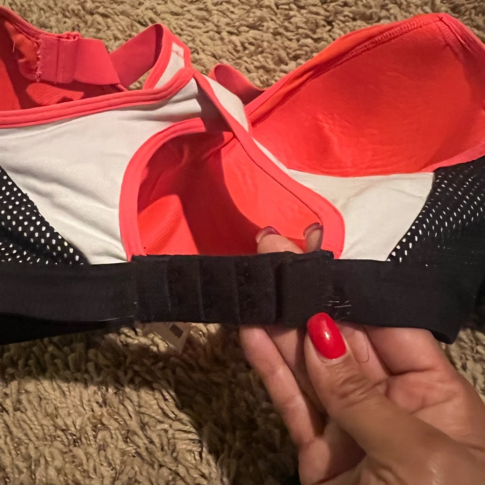 Lot of 3 VSX Sports Bras 32DDD